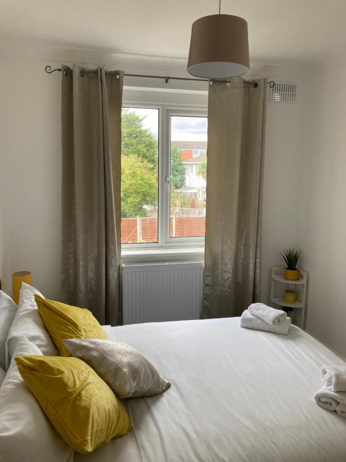 Gresham Home - Close To Excel, Contractors, Relocators, Paid Parking Londen Buitenkant foto